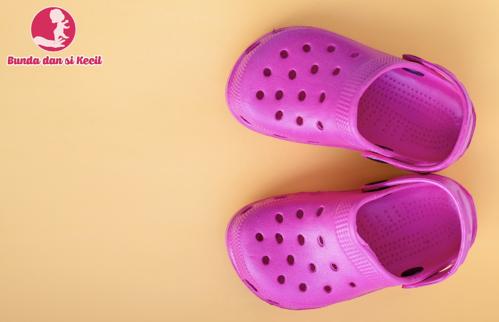 Bahaya Tersembunyi Alas Kaki Karet untuk Anak: Apa yang Perlu Moms Ketahui?